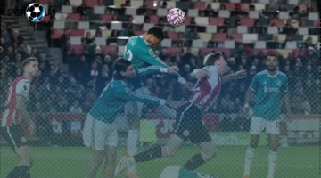 سر تأخر انطلاق الشوط الثاني لمباراة ليفربول وبرينتفورد يثير تساؤلات الجمهور